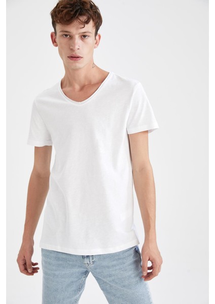Slim Fit V Yaka Basic Kısa Kollu Tişört M4791AZ20SP modelleri