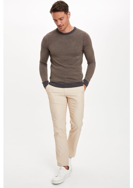 Slim Fit Bisiklet Yaka Yamalı Kol Detaylı Triko Kazak R1110AZ20WN fiyatları