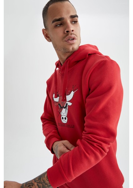 NBA Lisanslı Chicago Bulls Baskılı Regular Fit Kapüşonlu Pamuklu Sweatshirt U9864AZ21AU