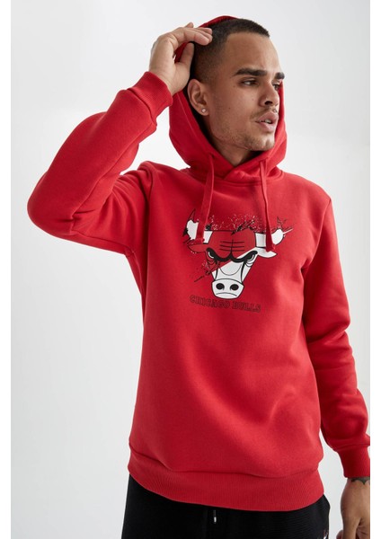 NBA Lisanslı Chicago Bulls Baskılı Regular Fit Kapüşonlu Pamuklu Sweatshirt U9864AZ21AU