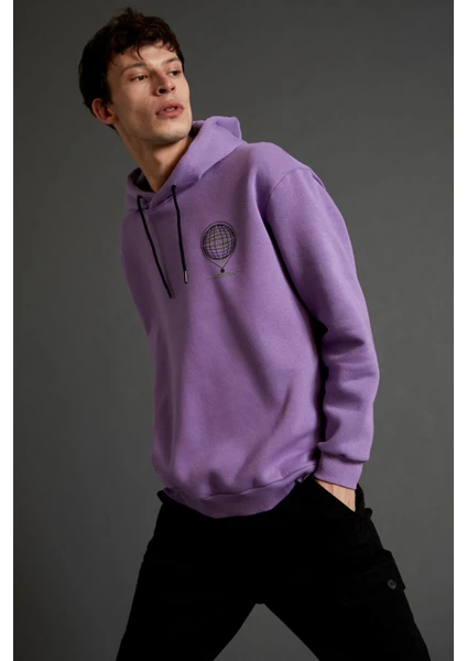 Boxy Fit Kapüşonlu Desenli Uzun Kollu İçi Yumuşak Tüylü Sweatshirt V5920AZ21WN