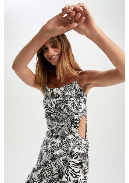 Slim Fit Tropikal Desenli Keten Karışımlı Midi Askılı Elbise X6662AZ22SM fırsatları