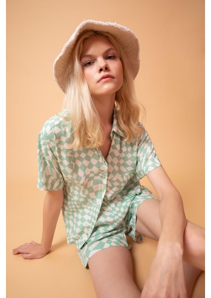 Relax Fit Desenli Viskon Kısa Kollu Gömlek X7297AZ22SM fiyatları