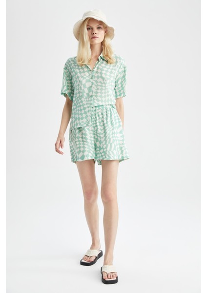 Relax Fit Desenli Viskon Kısa Kollu Gömlek X7297AZ22SM indirimleri