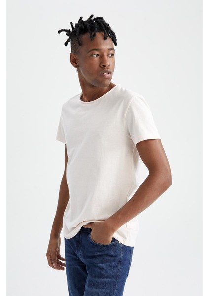 Slim Fit Bisiklet Yaka Basic Kısa Kollu Pamuklu Tişört M4790AZ22SP fırsatları