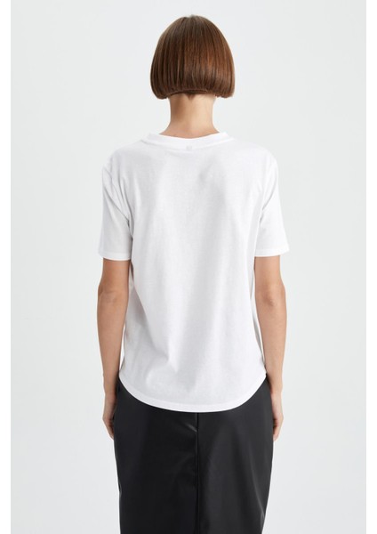 Regular Fit Bisiklet Yaka Basic Düz Penye Kısa Kollu Tişört indirimleri