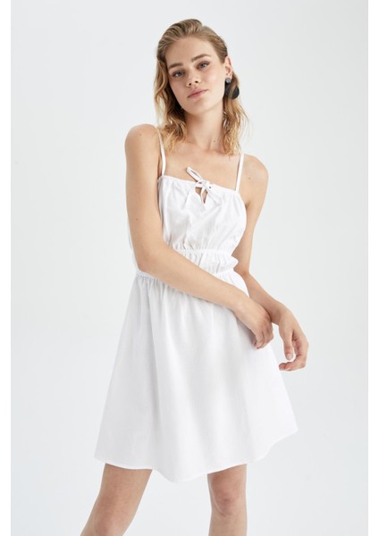 A Kesim Askılı Keten Karışımlı Beyaz Mini Elbise Y7717AZ22HS fırsatları