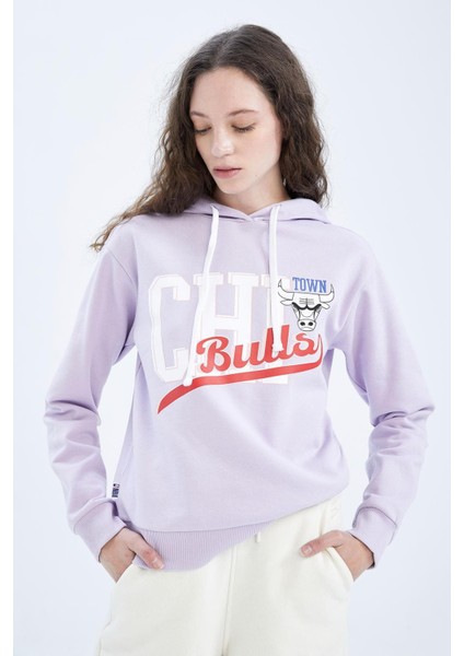 DeFactoFit NBA Chicago Standart Fit Kapüşonlu Sweatshirt Z2301AZ22WN