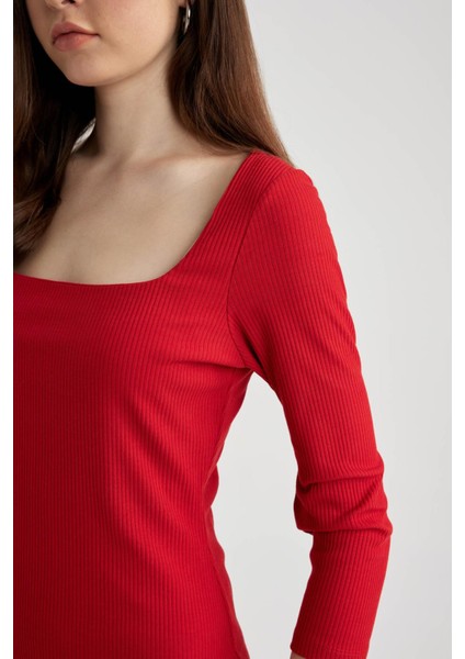 Bodycon Kare Yaka Uzun Kollu Fitilli Kaşkorse Kırmızı Midi Elbise Z5267AZ23SP fırsatları