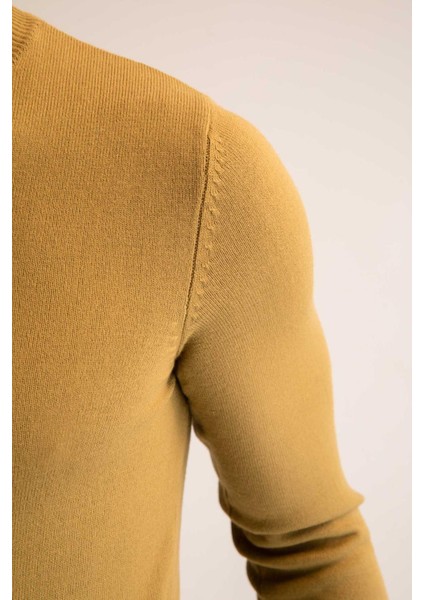 Slim Fit Balıkçı Yaka Triko Kazak R1124AZ22WN indirimleri