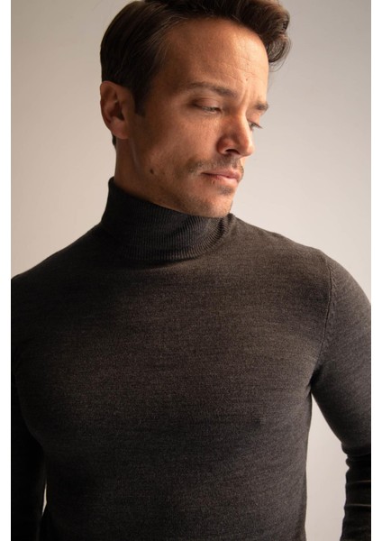 Slim Fit Balıkçı Yaka Triko Kazak R1124AZ22WN fırsatları