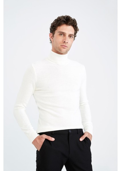 Slim Fit Balıkçı Yaka Triko Kazak R1124AZ22WN