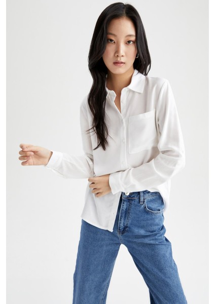 Oversize Fit Basic Poplin Uzun Kollu Gömlek W8448AZ22SM fırsatları