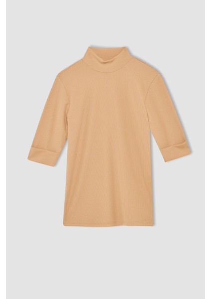 Slim Fit Yarım Balıkçı Yaka Kısa Kollu Tişört V6845AZ22AU indirimleri