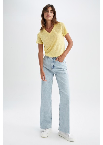 Regular Fit V Yaka Kısa Kollu Tişört Z0402AZ22HS fiyatları