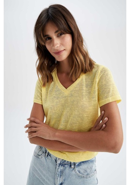 Regular Fit V Yaka Kısa Kollu Tişört Z0402AZ22HS fırsatları