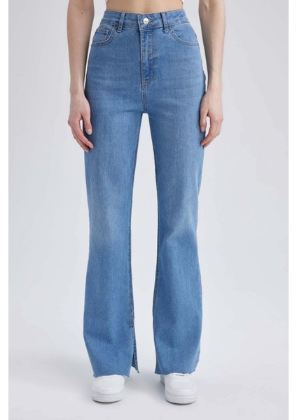 Slim Flare Fit İspanyol Paça Yüksek Bel Yırtmaçlı Jean Pantolon A2224AX23SP