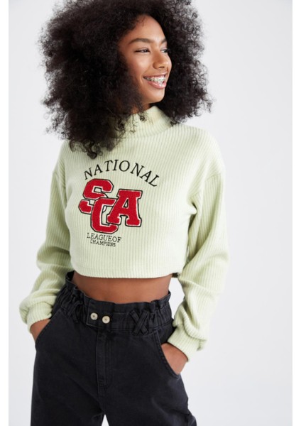 Loose Fit Yarım Balıkçı Yaka Boğazlı Fitilli Uzun Kollu Crop Sweatshirt X5273AZ21CW modelleri