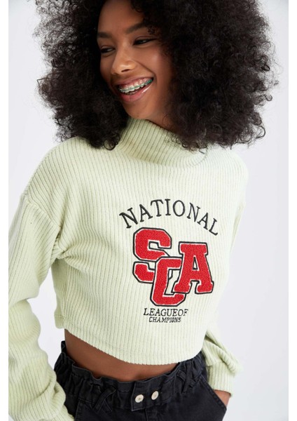 Loose Fit Yarım Balıkçı Yaka Boğazlı Fitilli Uzun Kollu Crop Sweatshirt X5273AZ21CW fırsatları