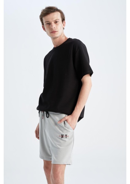 Slim Fit Dar Paça Şort Y1131AZ22HS indirimleri