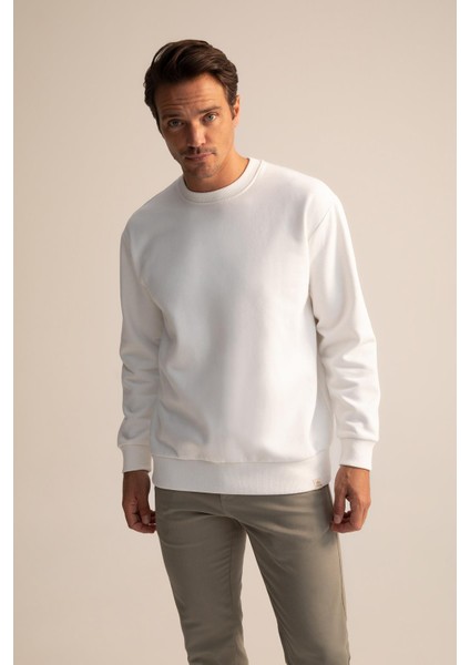Oversize Fit Bisiklet Yaka Basic Pamuklu Sweatshirt T5139AZ22AU