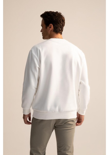 Oversize Fit Bisiklet Yaka Basic Pamuklu Sweatshirt T5139AZ22AU