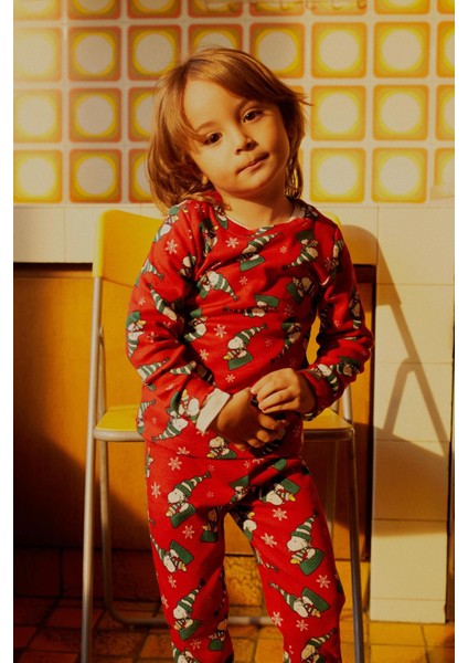 Erkek Bebek Snoopy Yılbaşı Temalı Uzun Kollu Fitilli Kaşkorse Pijama Takım Y6798A222WN