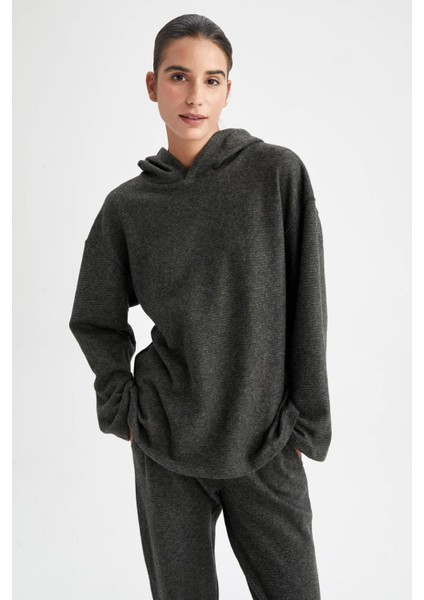 Regular Fit Sweatshirt Z7109AZ22AU modelleri