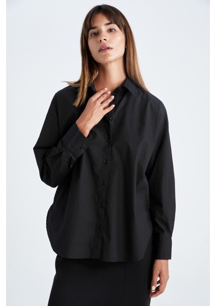 Oversize Fit Uzun Kollu Poplin %100 Pamuk Gömlek T8735AZ22AU modelleri