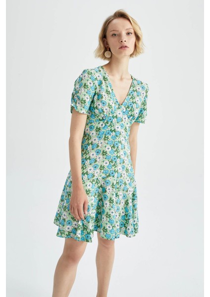 V Yaka Floral Kısa Kollu Mini Elbise Y8414AZ22HS modelleri