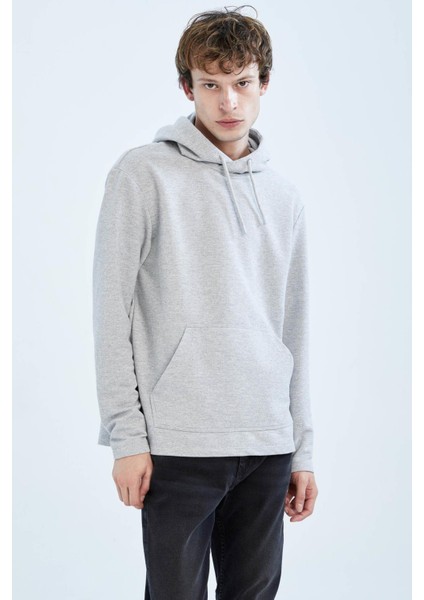 Regular Fit Kapüşonlu Kanguru Cepli Sweatshirt X6031AZ22AU