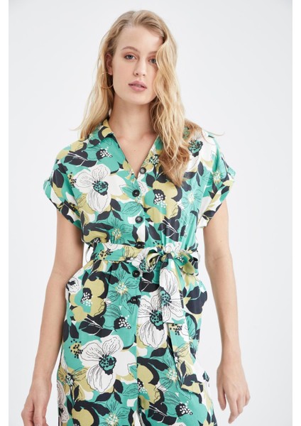 Desenli Gömlek Yaka Kısa Kollu Kuşaklı Midi Tulum U4403AZ22SM fırsatları