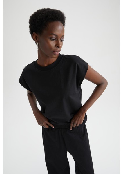 Regular Fit Bisiklet Yaka Basic Yarasa Kollu Tişört X0424AZ22SP