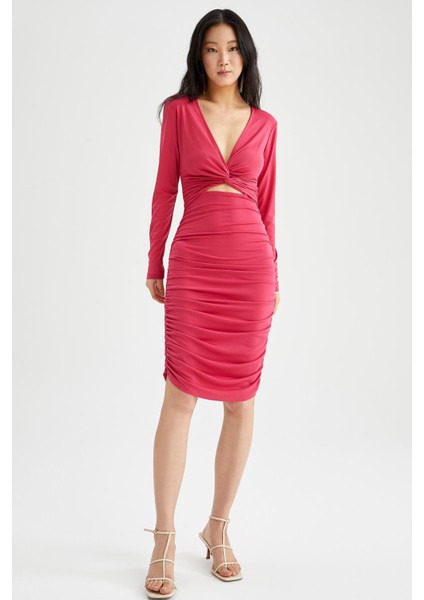 Bodycon V Yaka Kesik Detaylı Uzun Kollu Mini Elbise X2743AZ22SP fırsatları