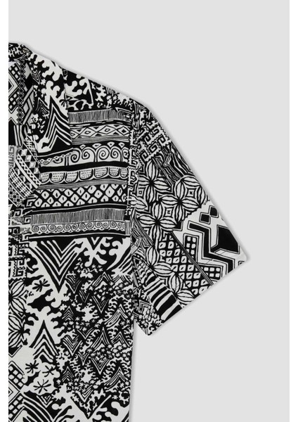 Regular Fit Apaş Yaka Baskılı Viskon Kısa Kollu Pamuklu Gömlek Y8928AZ22HS