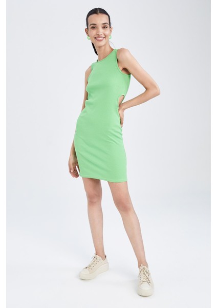 Coool Bodycon Bisiklet Yaka Kesik Detaylı Fittilli Kolsuz Mini Elbise V6467AZ22SM fiyatları