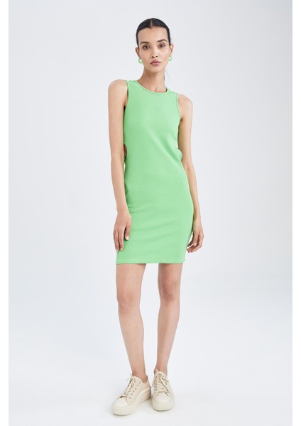 Coool Bodycon Bisiklet Yaka Kesik Detaylı Fittilli Kolsuz Mini Elbise V6467AZ22SM fırsatları