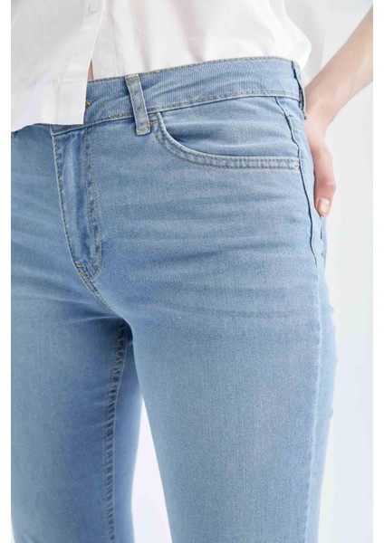 Carmela Straight Fit Normal Bel Boru Paça Jean %100 Pamuk Pantolon X3827AZ22SM modelleri