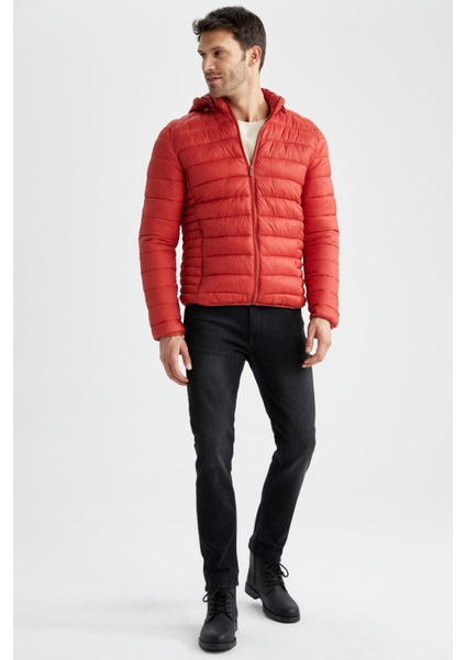 Slim Fit Kapüşonlu Su İtici Isı Yalıtımlı Şişme Mont N4661AZ22AU