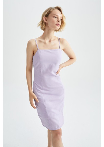 A Kesim Askılı Keten Karışımlı Yırtmaçlı Midi Elbise X8936AZ22SM fırsatları