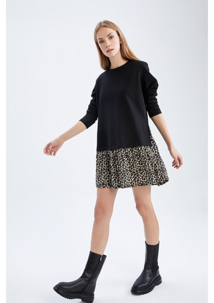 Desenli Volanlı Etek Detaylı Sweat Elbise V6609AZ22AU