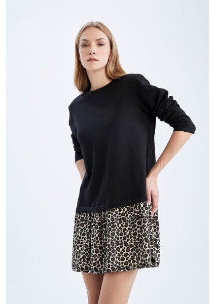 Desenli Volanlı Etek Detaylı Sweat Elbise V6609AZ22AU fırsatları