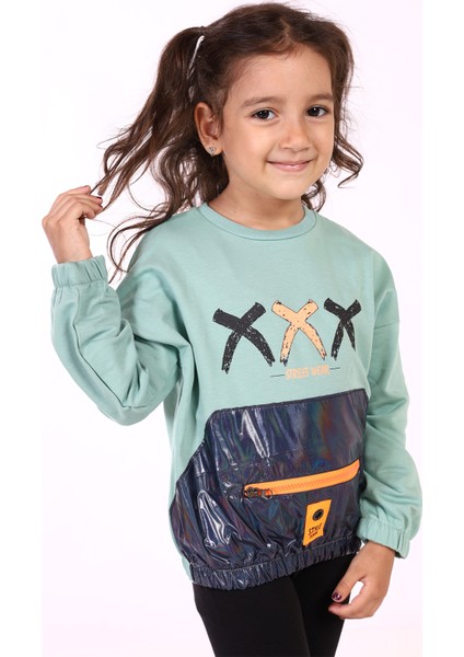 Kız Çocuk Cep Detaylı Baskılı Sweatshirt