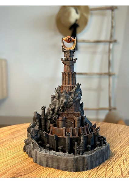 Turuncu Hane Sauron’un Gözü Yüzüklerin Efendisi Lotr Sauron Figür 15 cm