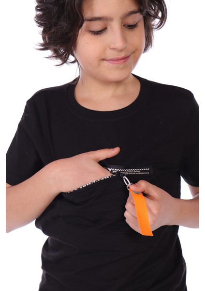 Toontoy Erkek Çocuk Önü Süs Fermuarlı Kol Kısmı Arma Detaylı Tişört fiyatları