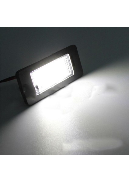 Audi A1 A3 A4 A5 A6 A7 Q3 Q5 Için 2 Paket LED Plaka Lambaları (Yurt Dışından)
