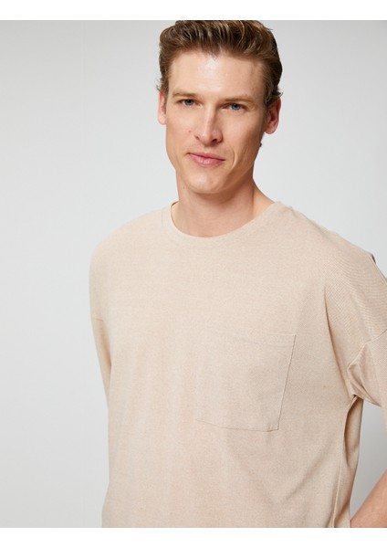 Koton Basic Oversize Tişört Cep Detaylı Bisiklet Yaka Yarım Kollu