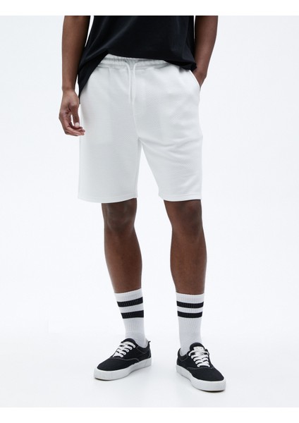 Beli Bağcıklı Bermuda Şort Cep Detaylı modelleri