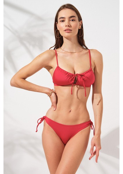 Blake Büzgülü Önden Bağlamalı Bikini Kırmızı 231226 fırsatları