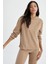 Regular Fit Kapüşonlu Sweatshirt V5687AZ22AU 4